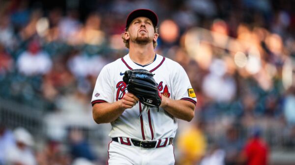 稳居第三，领先湖人灰熊2胜场！约基奇27+14+6，威少一场双里程碑.